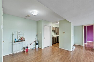 8517 Hearth Dr, Houston, TX 77054 - photo 5