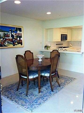 Open Concept Dining/Kitchen