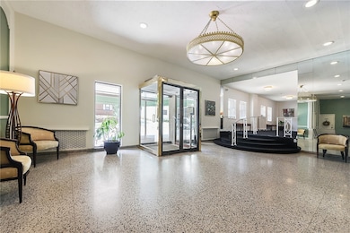 Dithridge Towers unit 414, Pittsburgh, PA 15213 - photo 4