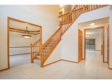 9641 Amberwood Ct, Broadview Heights, OH 44147 - photo 5