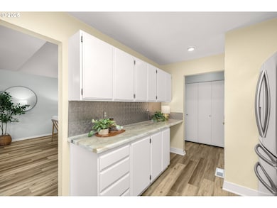 1696 NW Rolling Hill Dr unit 348C, Beaverton, OR 97006 - photo 7