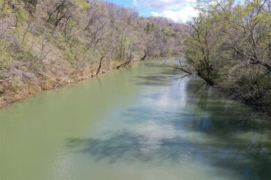 802 Buffalo Bottom Rd, Linden, TN 37096 - photo 2