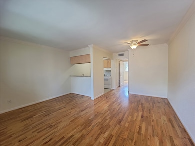 1530 Heights Blvd unit 17, Houston, TX 77008 - photo 2