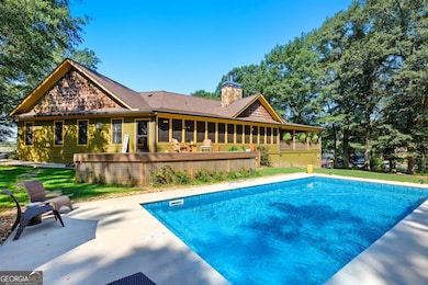 1320 Burroughs Rd, Lavonia, GA 30553 - photo 2