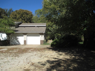 3822 Sharp Rd, Adrian, MI 49221 - photo 6