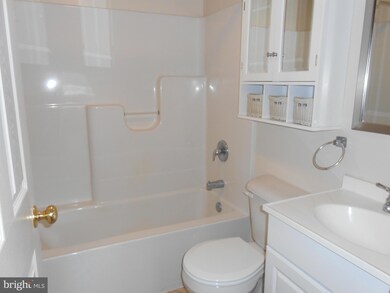 25371 Three Notch Rd unit A, Hollywood, MD 20636 - photo 6