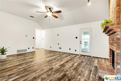 603 Clara Dr, Copperas Cove, TX 76522 - photo 6