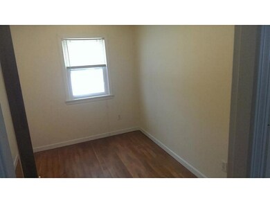 240 Namquid Dr, Warwick, RI 02888 - photo 5