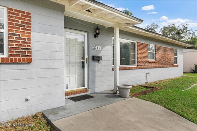 5747 Cedar Forest Dr N, Jacksonville, FL 32210 - photo 2