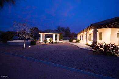 Veranda & Open Patio Areas