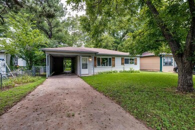 1015 W Florence St, Denison, TX 75020 - photo 2