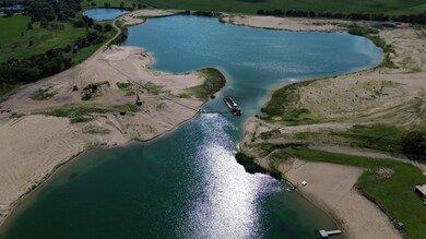 14152 #10 South Rd, Columbus, NE 68601 - photo 4