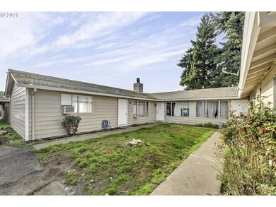2724 N Davis Ct, Cornelius, OR 97113 - photo 5
