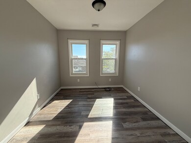 357 Howard St unit 4, Lawrence, MA 01841 - photo 5