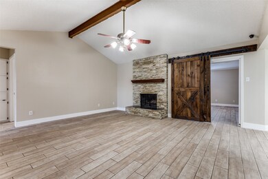 5900 Oak Hill Rd, Watauga, TX 76148 - photo 5