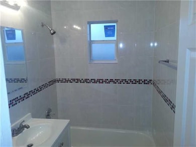 715 SW 10th St unit 4, Dania, FL 33004 - photo 3