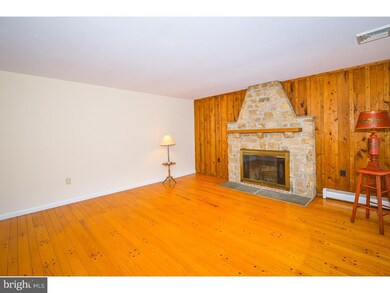 1256 Faust Rd, Perkiomenville, PA 18074 - photo 7