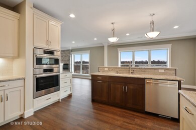 132 N Water St unit 403, Batavia, IL 60510 - photo 6