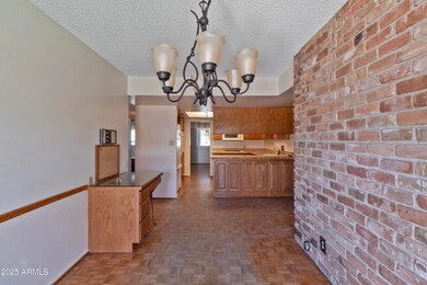 Breakfast Nook to Kitcen