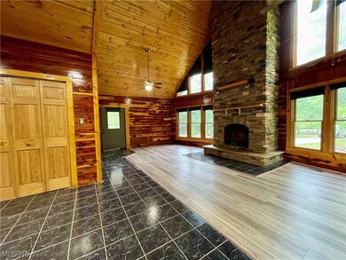 6732 W Maple Rd, Geneva, OH 44041 - photo 7