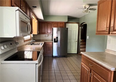 3933 Tonquin St, Erie, PA 16506 - photo 6