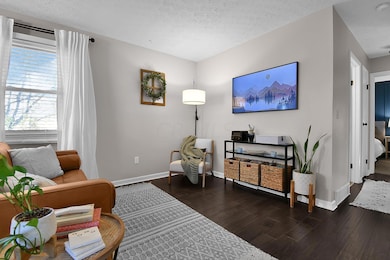 9-web-or-mls-633-e-beechwold-blvd