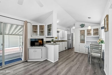 111 S Greenfield Rd unit 724, Mesa, AZ 85206 - photo 3