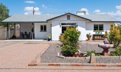 1119 N 28th Place