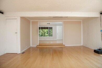 5 Living Room to Dining Room