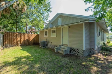 166 M l King Ave, Saint Augustine, FL 32084 - photo 4