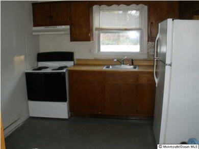 45 Beers St unit 3, Keyport, NJ 07735 - photo 3