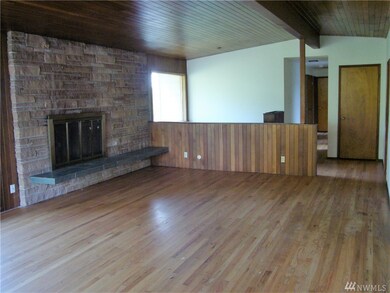 3880 W Mercer Way, Mercer Island, WA 98040 - photo 5