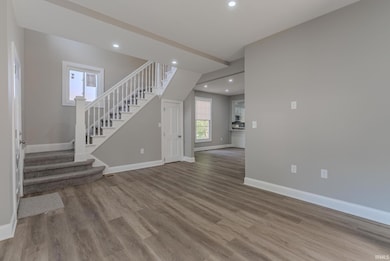 1133 W 4th St, Marion, IN 46952 - photo 7