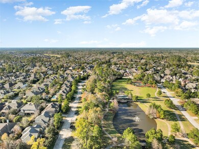 241 W Tupelo Green Cir, Spring, TX 77389 - photo 4