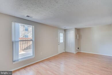 13487 Demetrias Way, Germantown, MD 20874 - photo 6