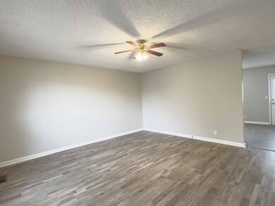 1012 Cooper Dr, Oak Grove, KY 42262 - photo 4