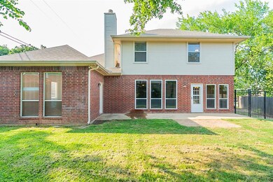 113 Marseille Dr, Hurst, TX 76054 - photo 7