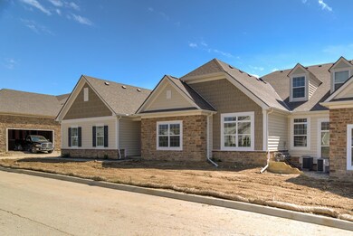 4562NewportLoop-103