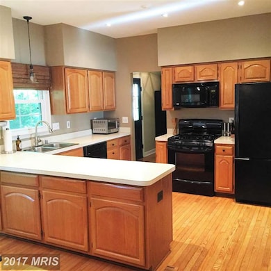 6222 Point Ct, Centreville, VA 20120 - photo 7