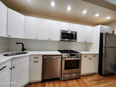 310 W Harford St unit 6, Milford, PA 18337 - photo 6