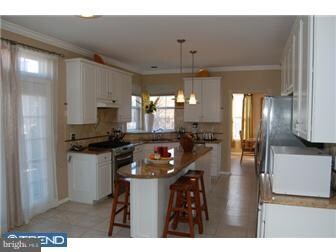 4 Quincy Manor Ln, Burlington, NJ 08016 - photo 2