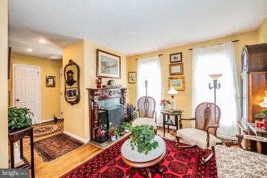 9626 Blincoe Ct, Burke, VA 22015 - photo 7