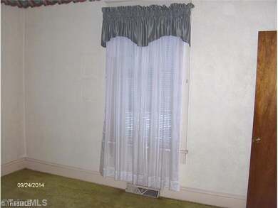1st Bedroom.