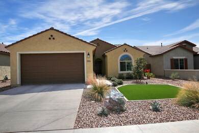 5715 W Autumn Vista Way-large-002-032-St
