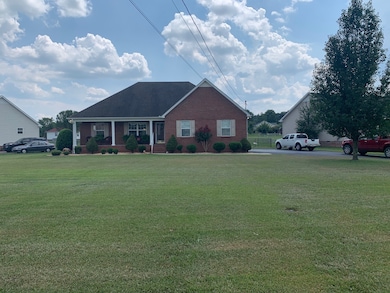 205 Graydon St, Shelbyville, TN 37160 - photo 3