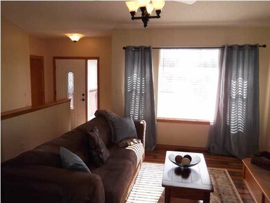 VIEW OF LIVING ROOM WINDOW