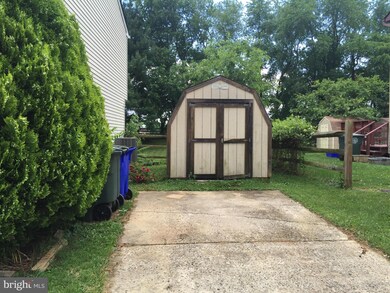 160 Stonegate Dr, Frederick, MD 21702 - photo 2