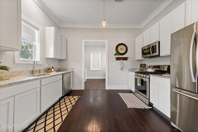 528Lafayette-2-24