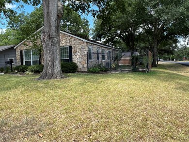 1319 Georgina St, Rosenberg, TX 77471 - photo 3