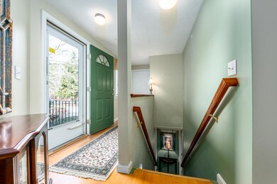 21 Windward St, Mashpee, MA 02649 - photo 4